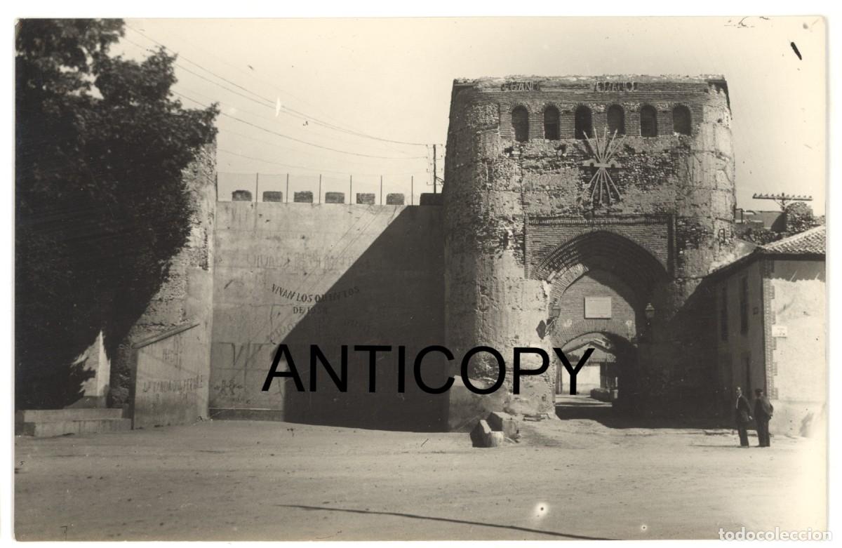 Postales: Coca. Muralla. Arco de la Villa. Ediciones Alarde. Sin circular. - Foto 1