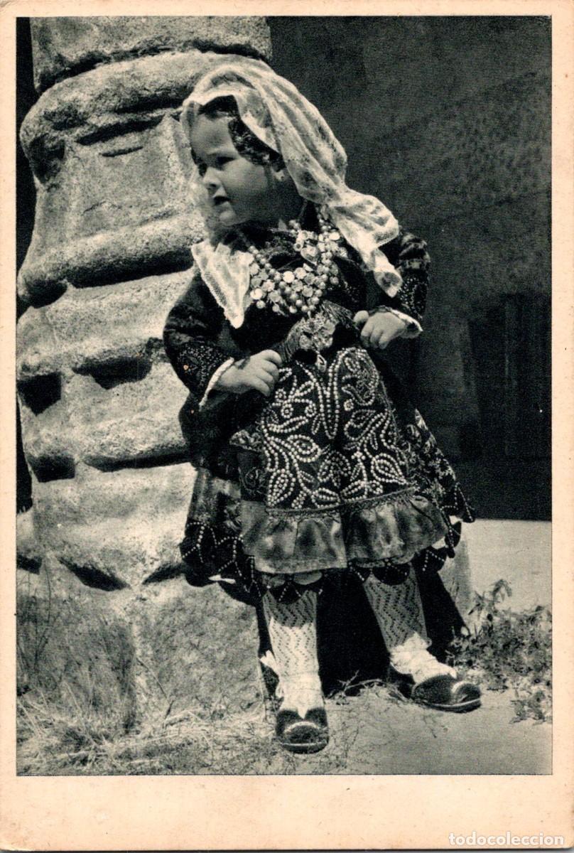 Postales: Trajes Regionales - Castilla Le&oacute;n - Ed. Spanish State Tourist Departament - Imp. Fournier - 141x96mm