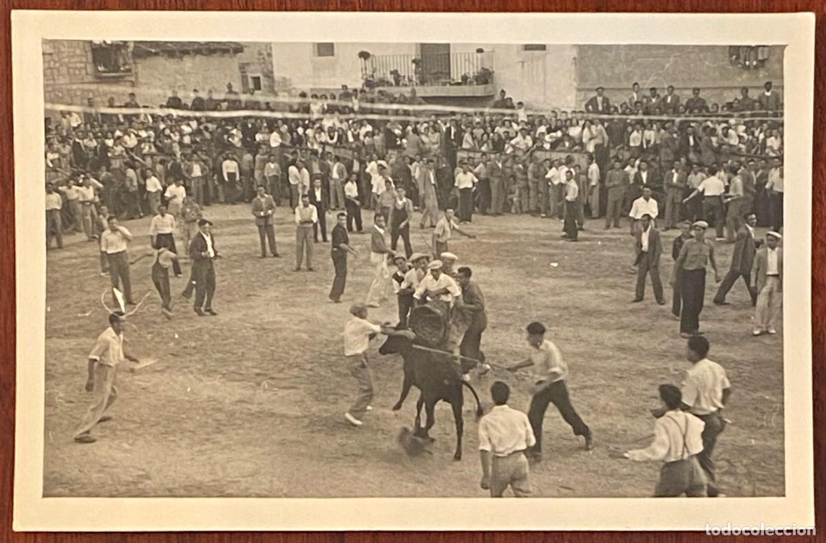 Postkarten: ANTIGUA FOTOGRAFIA DE VILLANUBLA (VALLADOLID) A&Ntilde;OS 50, FIESTAS EN EL PUEBLO, MIDE 13,7 X 9 CMS. TAMA