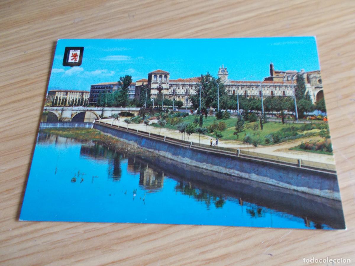 Postcards: LEON --JARDINES DEL PASEO DE LA CONDESA