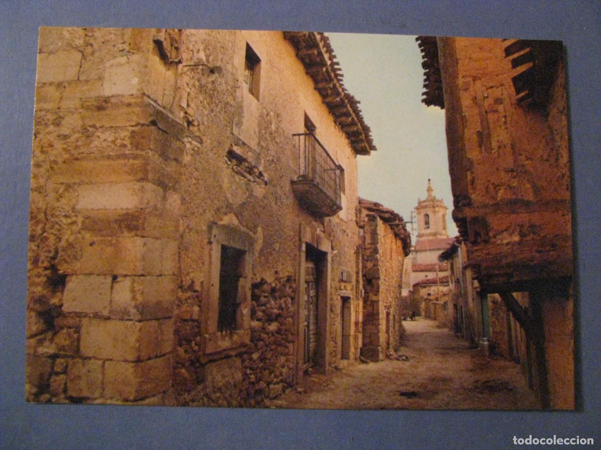 Postales: POSTAL DE SANTO DOMINGO DE SILOS. CALLE TIPICA. ED. SICILIA. 1981.