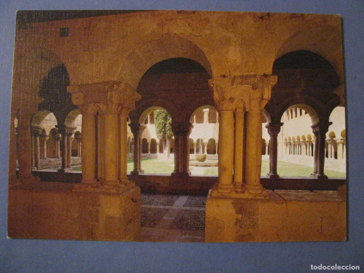 Postales: POSTAL ABAD&Iacute;A DE SANTO DOMINGO DE SILOS. VISTA PARCIAL DEL CLAUSTRO ROMANICO DESDE LA SALA CAPITULAR
