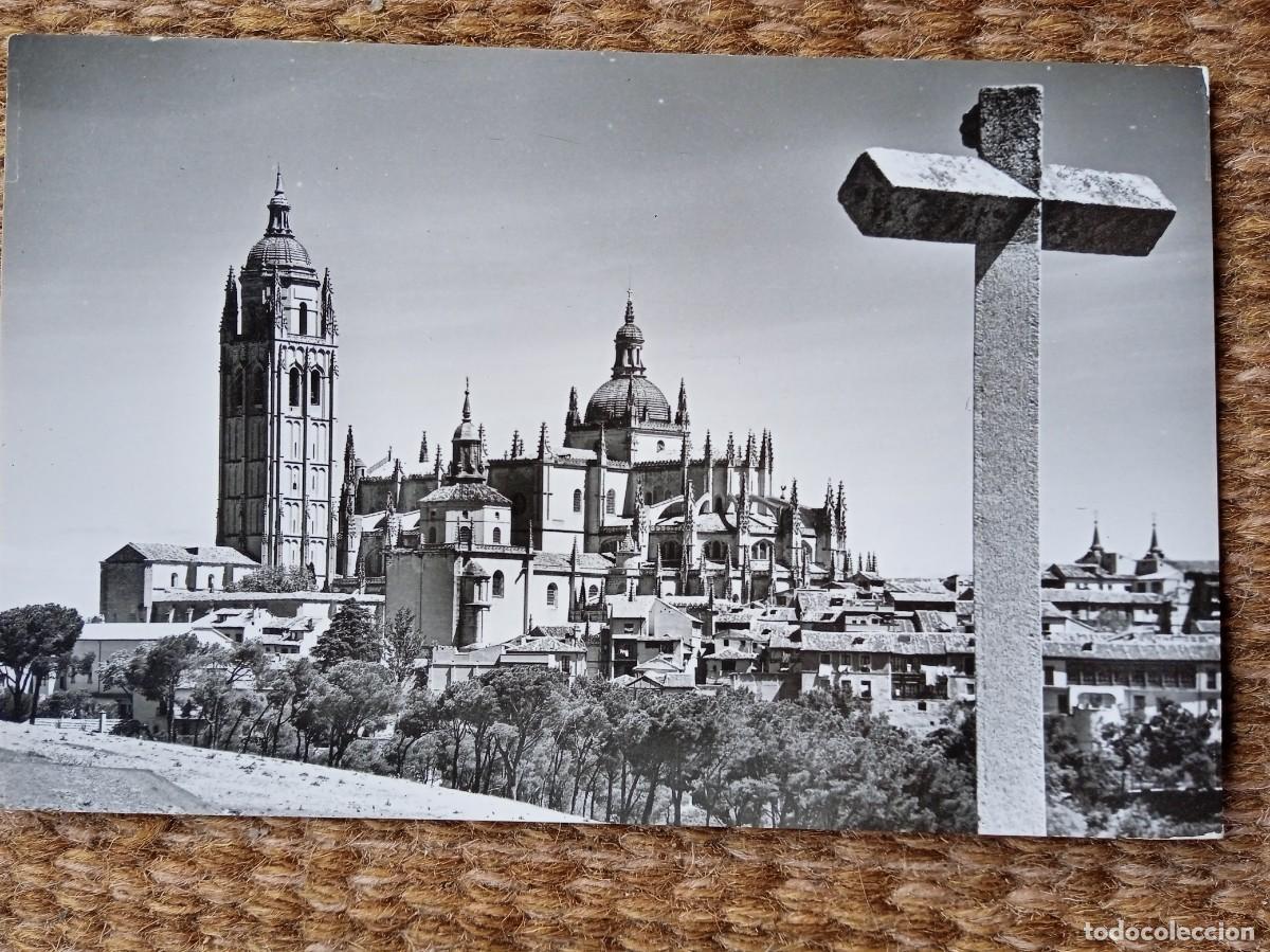 Postales: SEGOVIA - CATEDRAL - ED. DOMINGUEZ - Foto 1