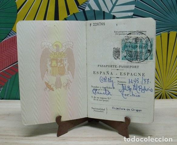 Postales: Pasaporte Espa&ntilde;a A&ntilde;o 1977 - Foto 1