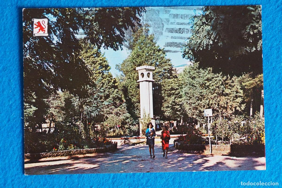 Postales: PONFERRADA (LE&Oacute;N): PARQUE GIL Y CARRASCO - Foto 1