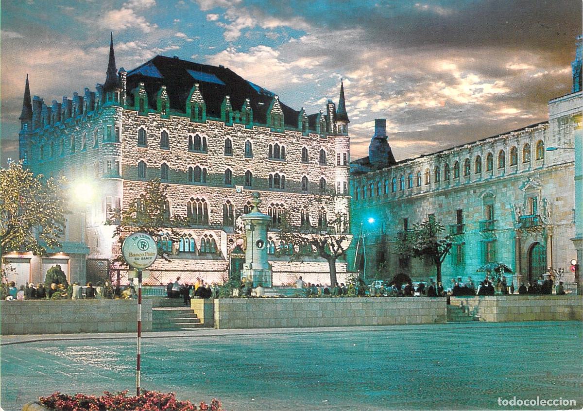 Postales: Postal Plaza San Marcelo Le&oacute;n, Palacio Guzmanes, Edificio Monte Piedad - Foto 1