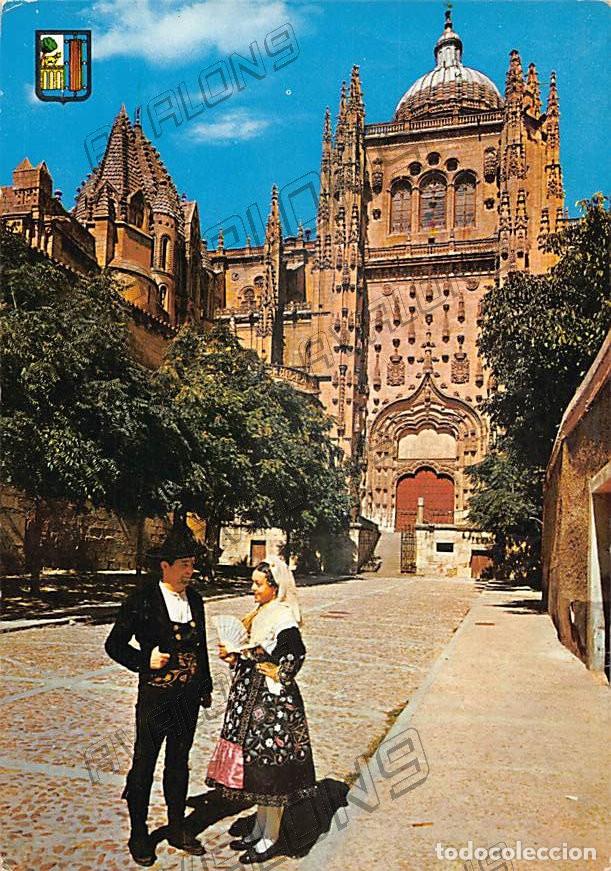 Postales: Postal Pareja t&iacute;pica y Catedral - Salamanca - Escrita 1964