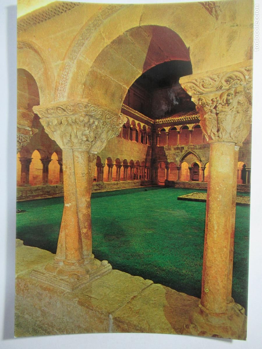 Postales: Abad&iacute;a de Santo Domingo de Silos - Vista nocturna del Claustro - S/C