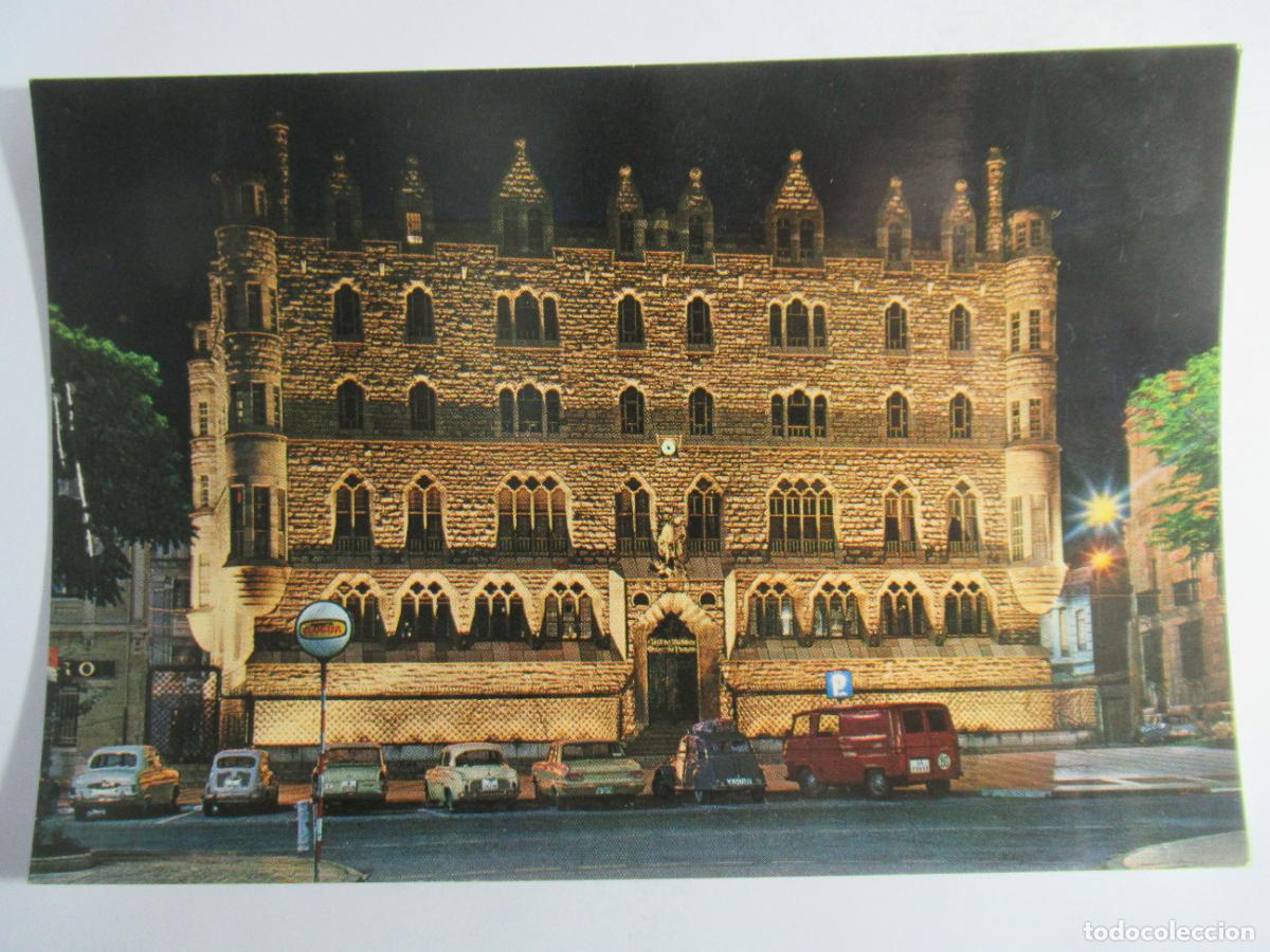 Postales: Le&oacute;n - Edificio de la Caja de Ahorros y Monte de Piedad - S/C