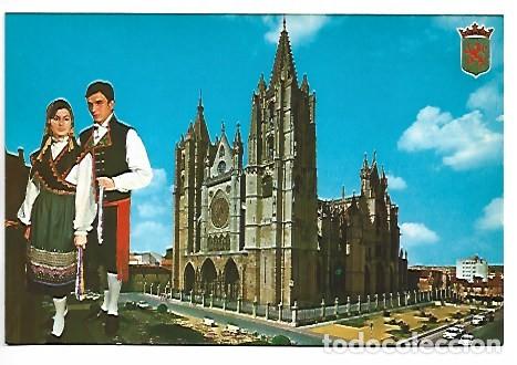 Postales: CATEDRAL. TRAJE TIPICO LEONES / CATHEDRAL. TYPICAL HABIT LEONES.- LEON