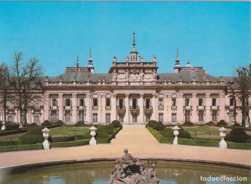 Postales: SEGOVIA, PALACIO REAL DE LA GRANJA, FACHADA PRINCIPAL - EDITORIAL PATRIMONIO NACIONAL - S/C