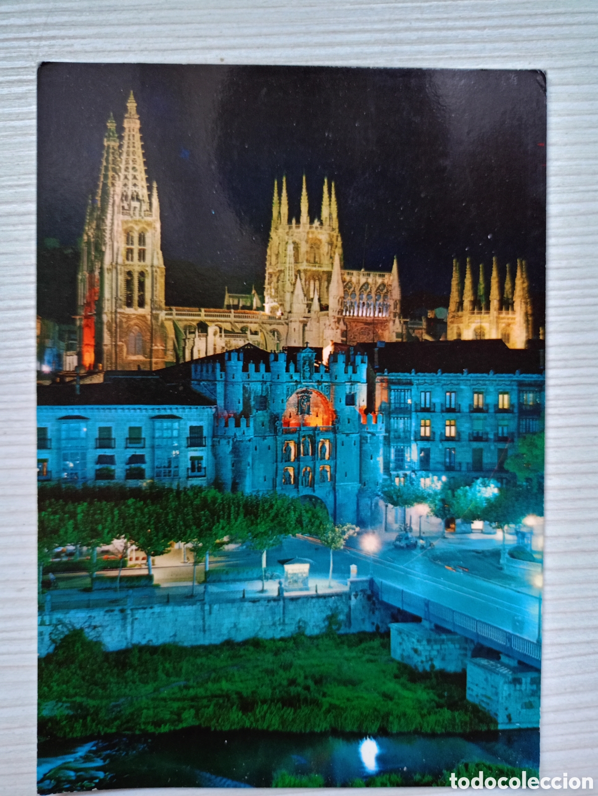 Postales: Burgos. Arco de Santa Mar&iacute;a y Catedral. Vista nocturna