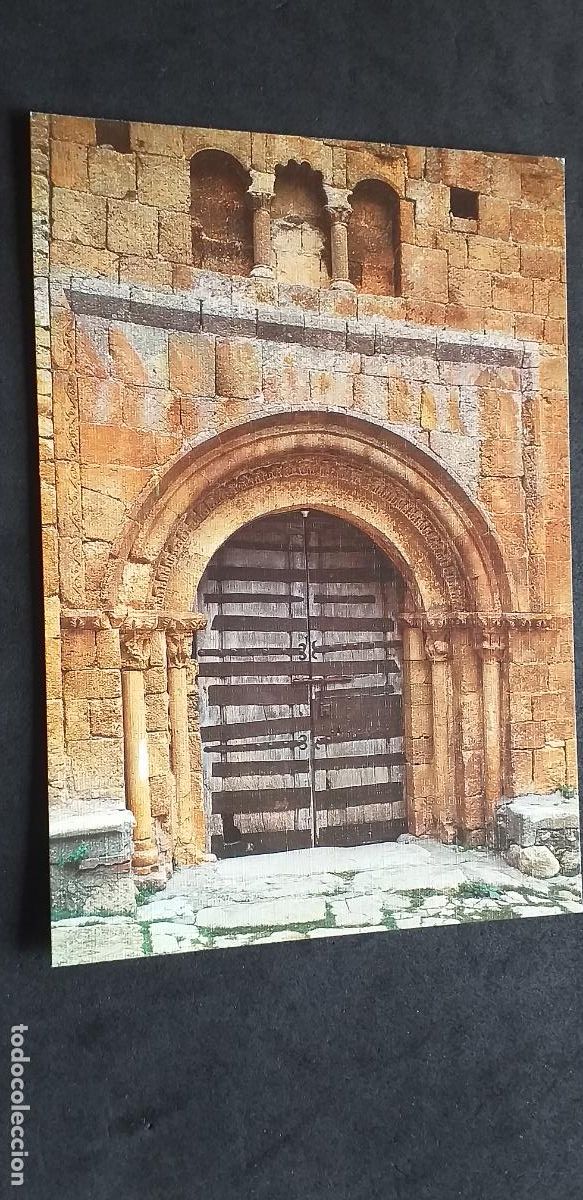 Postales: SORIA-V29-II-150X105mm.-NO ESCRITA-CALATA&Ntilde;AZOR-FACHADA ROMANICA DE LA IGLESIA PARROQUIAL