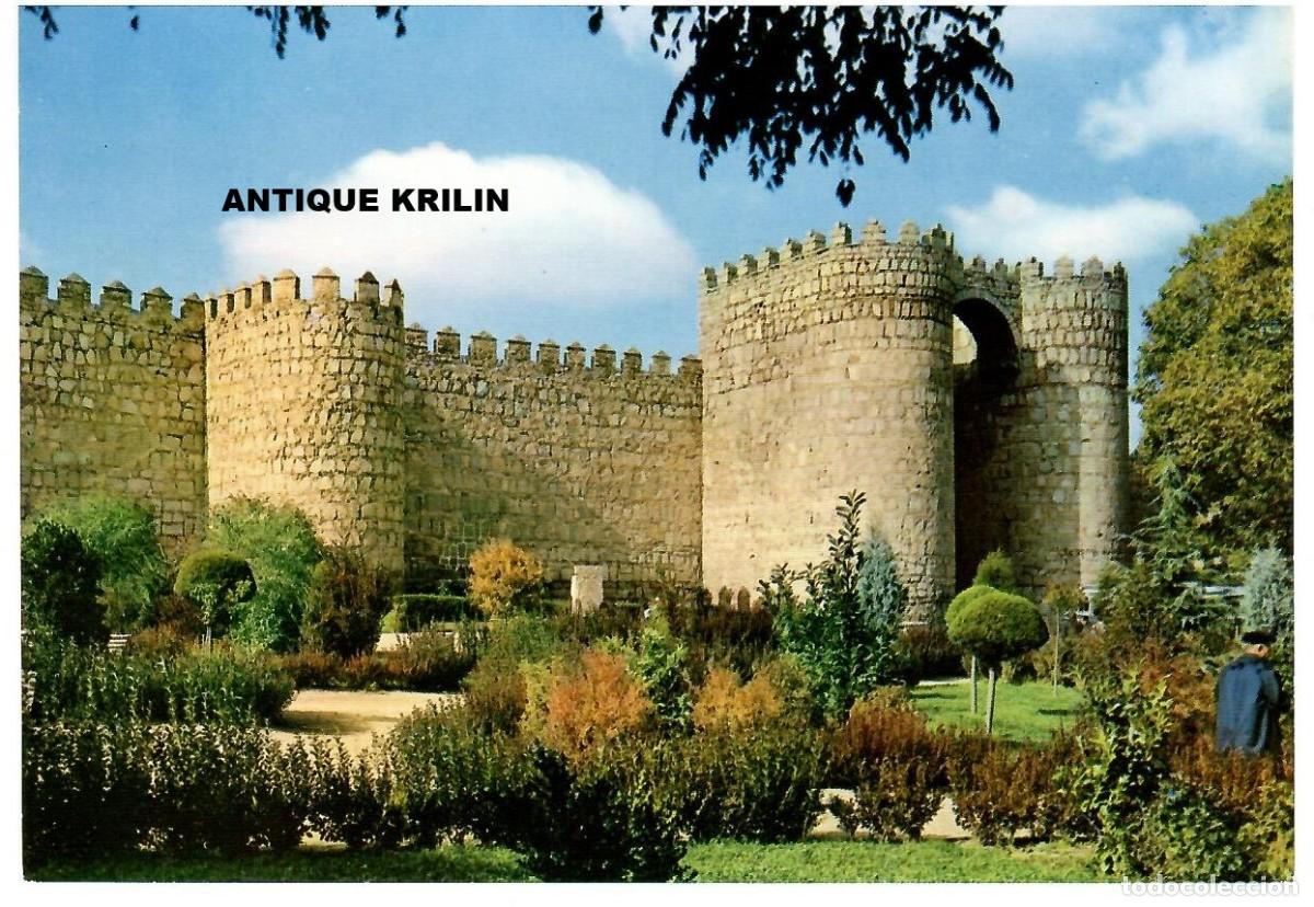Postales: AVILA N&ordm; 3 PUERTA SAN VICENTE Y MURALLAS / EDI. MANIPEL - FOURNIER / SIN FRANQUEAR