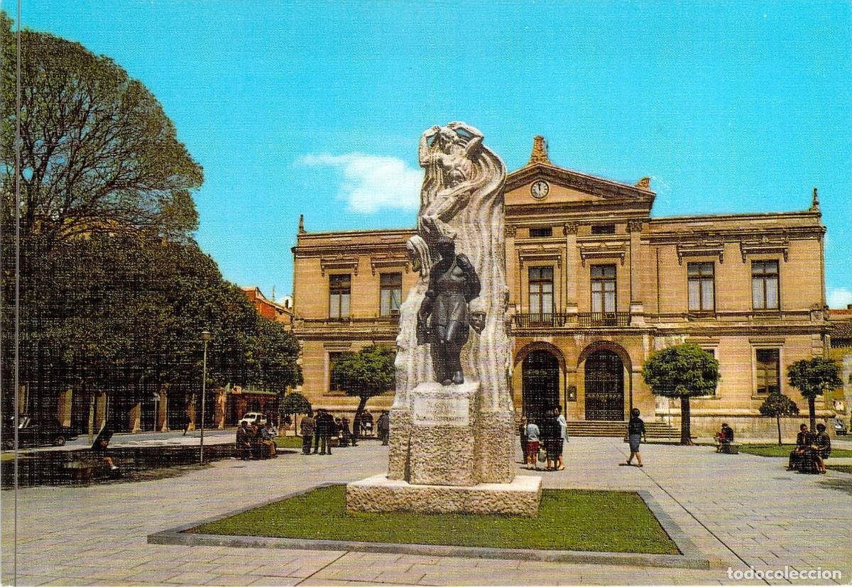 Postales: Postal de Palencia: Plaza Mayor, Ayuntamiento y Monumento a Berruguete