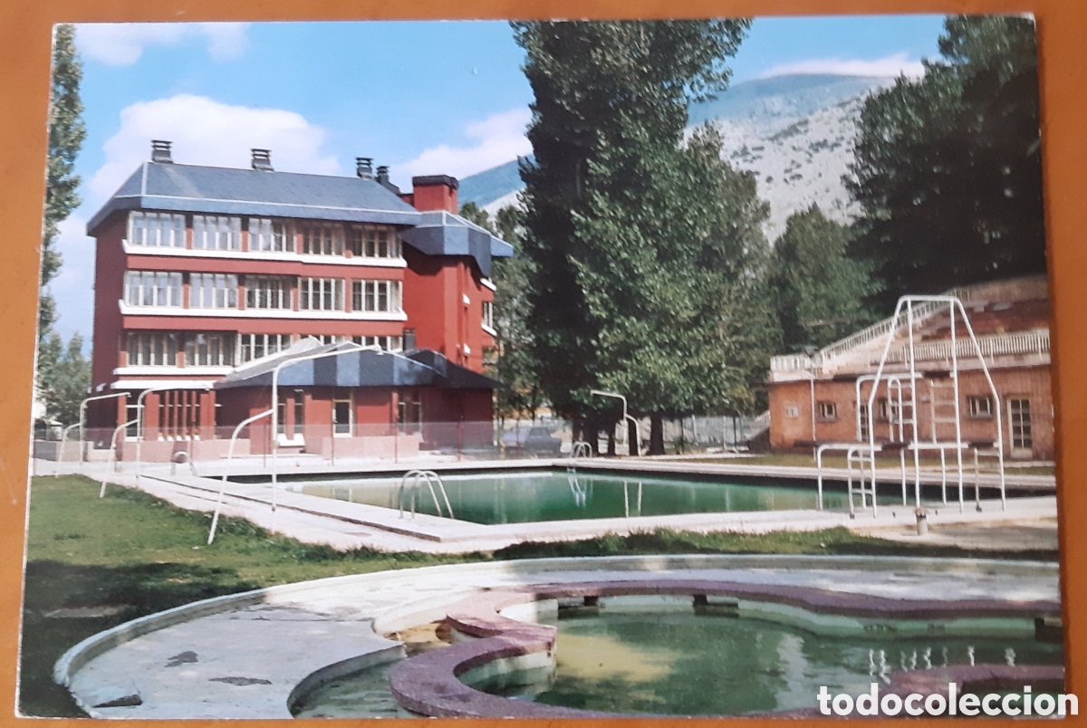 Postales: Postal Velilla del R&iacute;o Carri&oacute;n Palencia. Hotel Fuentes Carrionas. Sin escribir. R10026