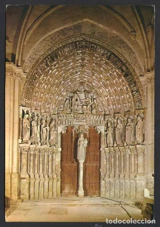 Postcards: Toro *Colegiata...* Ed. Vistabella - L.M. n&ordm; 10. Circulada.