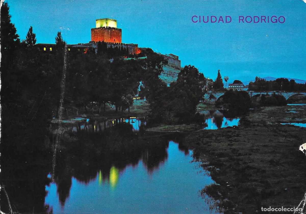 Postales: [POSTAL] Parador Enrique II. Nocturna. Ciudad Rodrigo (Salamanca) A&ntilde;o 1972 (circulada)
