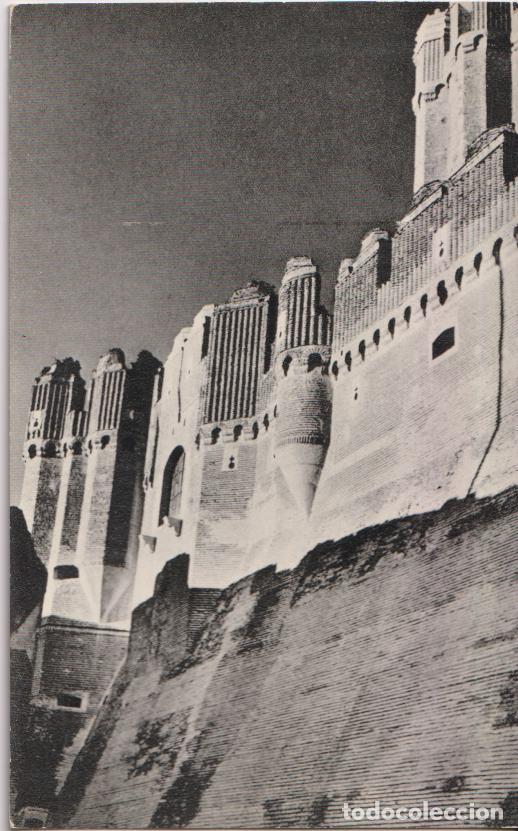 Postales: COCA (SEGOVIA) CASTILLO, VISTA DEL CASTILLO DESDE EL FOSO - H.FOURNIER N&ordm;17 - S/C