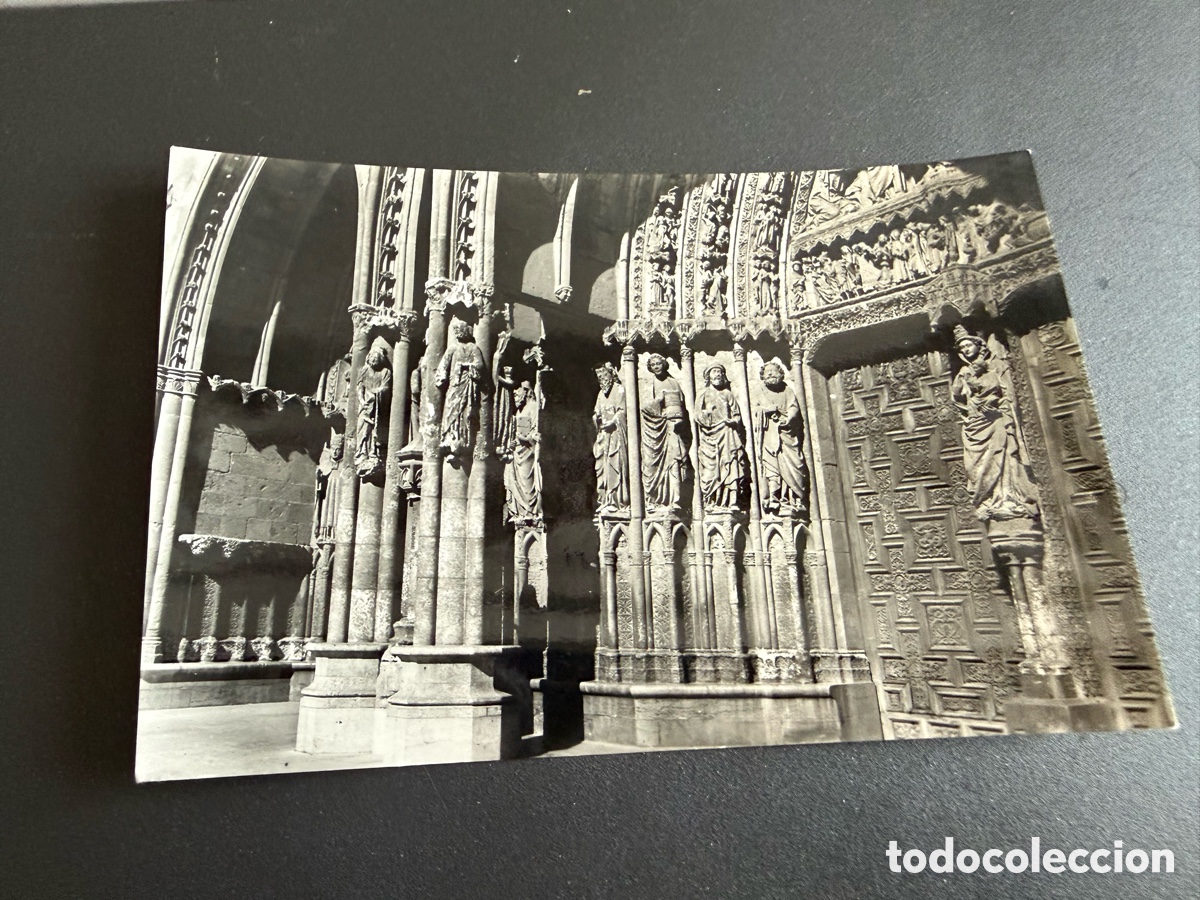 Postales: Postal. LEON. 10- Catedral. Puerta de Nuestra se&ntilde;ora La. BLANCA