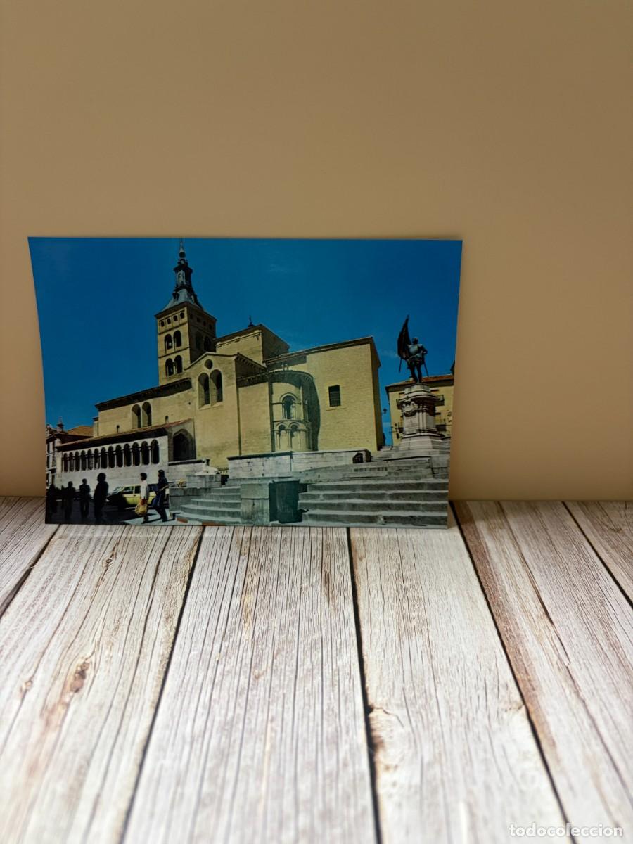 Postales: TARJETA POSTAL. SEGOVIA. N&ordm; 834.- PLAZA E IGLESIA DE SAN MARTIN. SIGLO XII. EDICIONES RO-FOTO