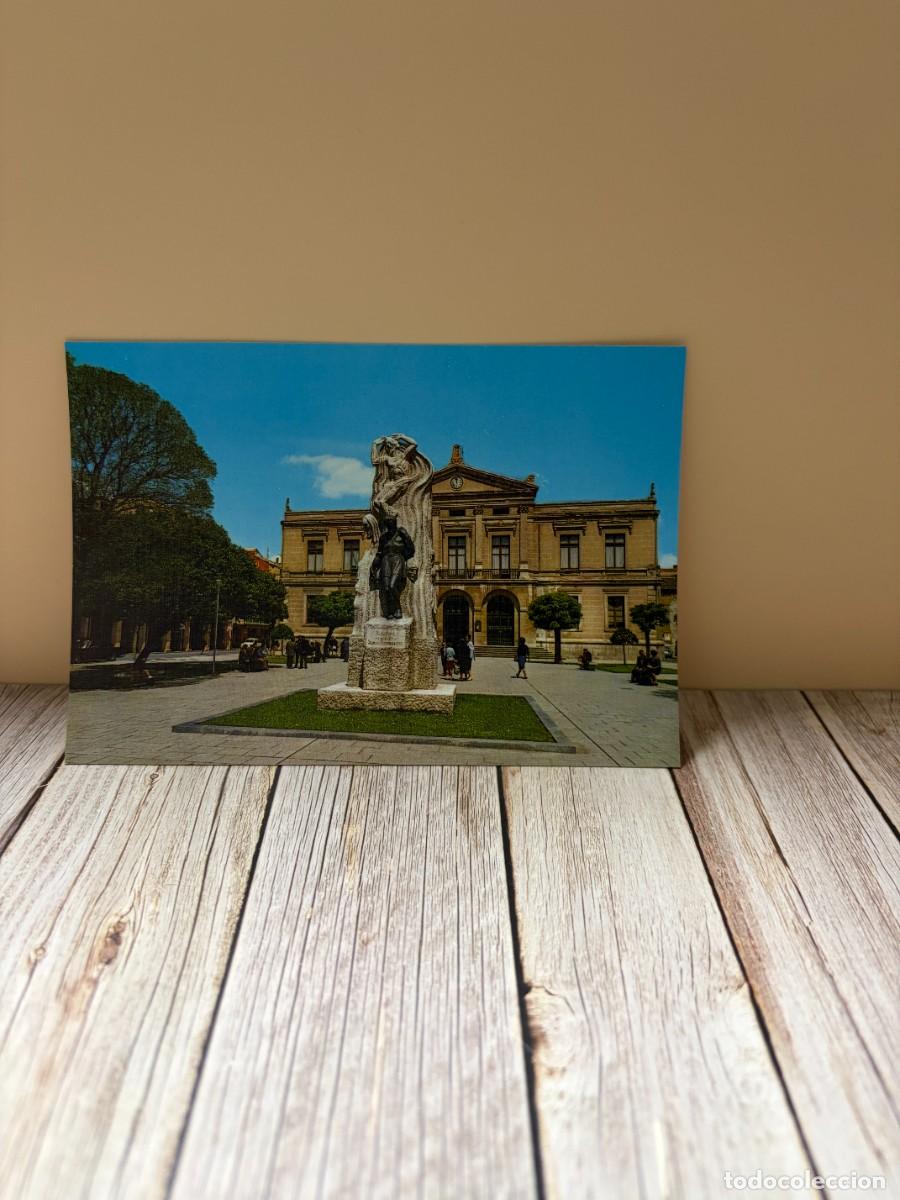 Postales: TARJETA POSTAL. PALENCIA. N&ordm; 14.- PLAZA MAYOR, AYUNTAMIENTO Y MONUMENTO AL IMAGINERO BERRUGUETE.