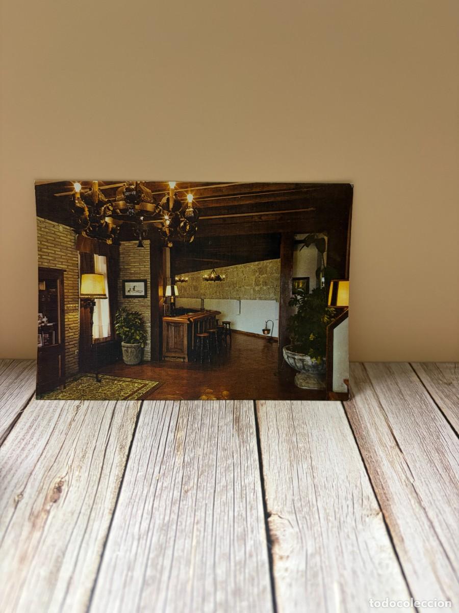 Postales: TARJETA POSTAL. PALENCIA. N&ordm; 2.- CASTILLO DE MONZON. ENTRADA AL HOTEL. EDICIONES ARRIBAS