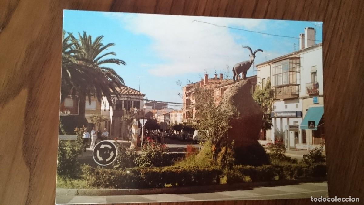 Postales: TARJETA POSTAL CANDELEDA AVILA MONUMENTO A LA CAPRA HISP&Aacute;NICA PLAZA DEL CASTILLO