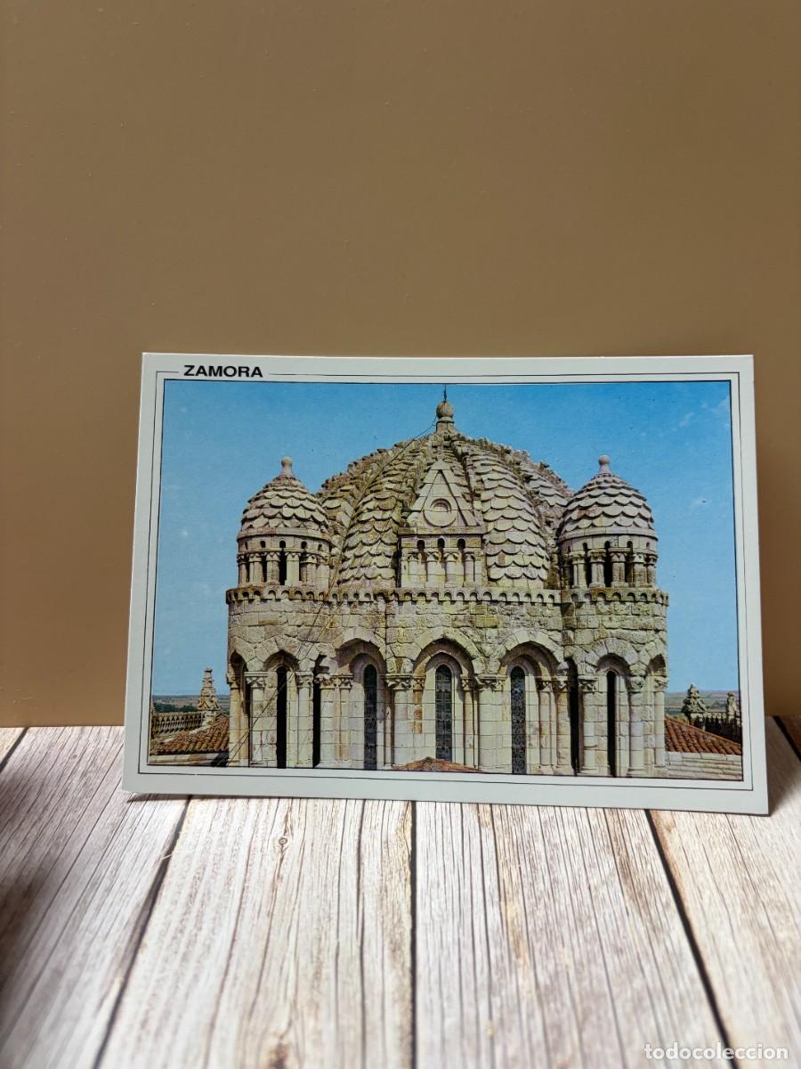 Postales: TARJETA POSTAL. ZAMORA. 2025.- C&Uacute;PULA DE LA CATEDRAL. EDICIONES ARRIBAS