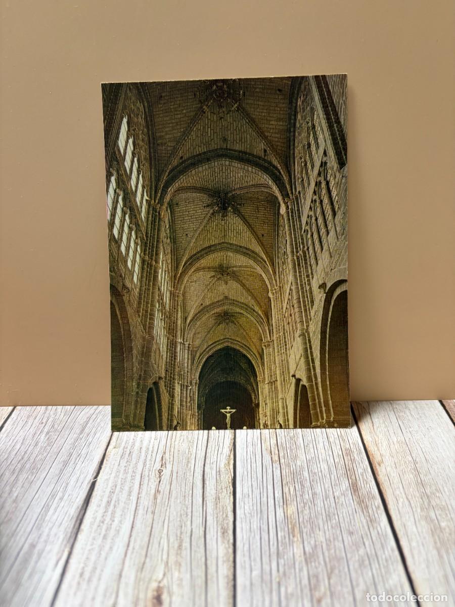 Postales: TARJETA POSTAL. &Aacute;VILA. 63.- CATEDRAL. NAVE CENTRAL. EDICIONES ARRIBAS