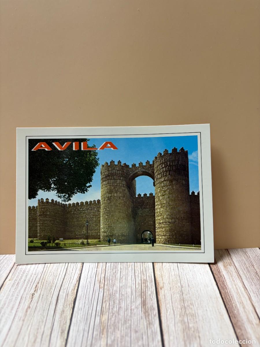 Postales: TARJETA POSTAL. &Aacute;VILA. 2004.- PUERTA DE SAN VICENTE. EDICIONES ARRIBAS