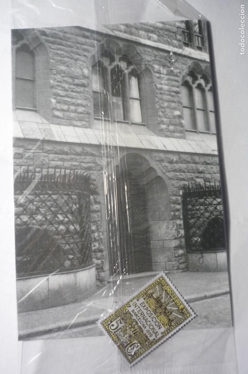 Postales: tarjeta puerta casa botines .leon dorso historia.-y sello espa&ntilde;a metal