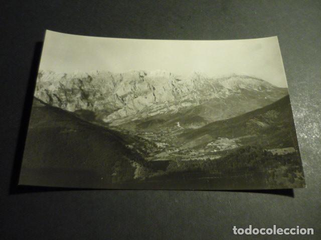 Postales: VALLE DE VALDEON LEON AL FONDO LLAMBRION Y SALINAS
