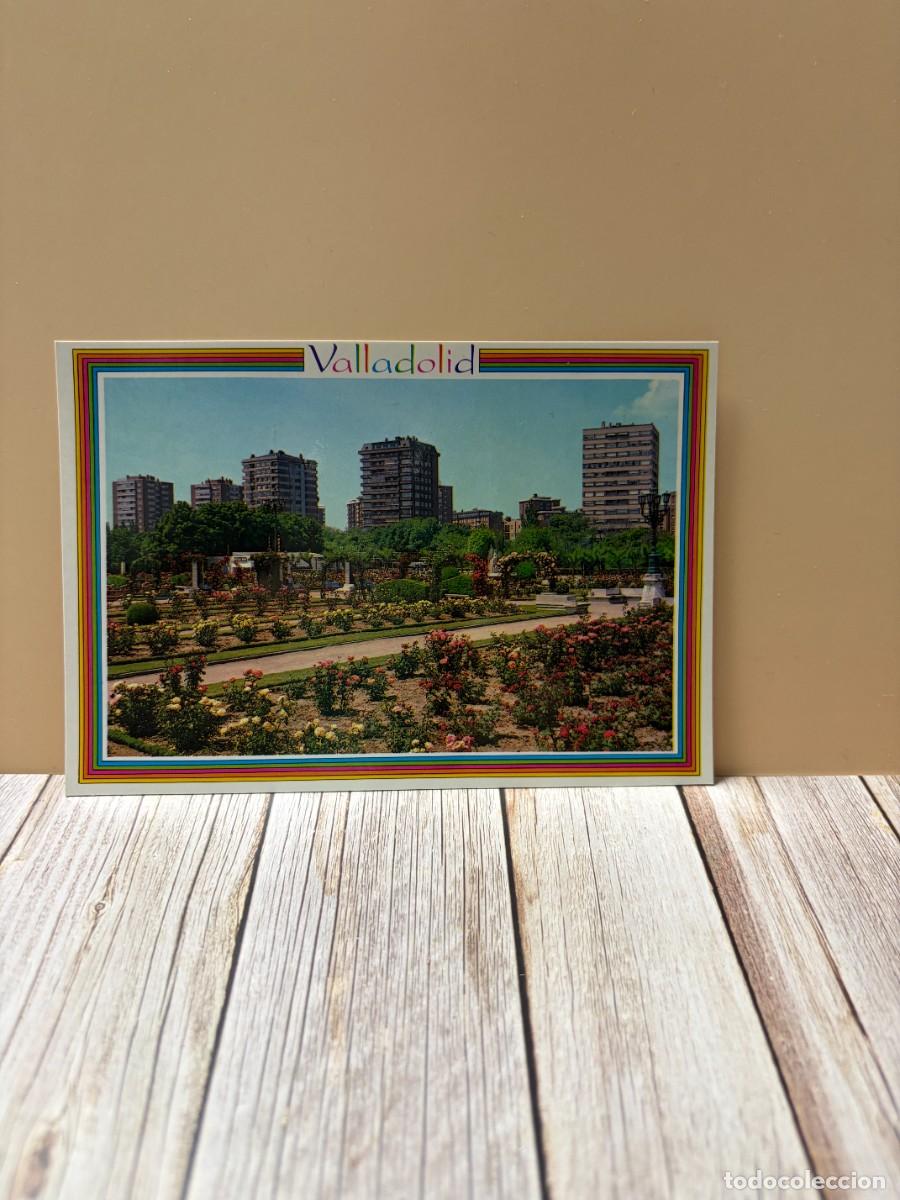 Postales: TARJETA POSTAL. VALLADOLID. 118.- PARQUE ISABEL LA CAT&Oacute;LICA ROSALEDA. EDICIONES ARRIBAS