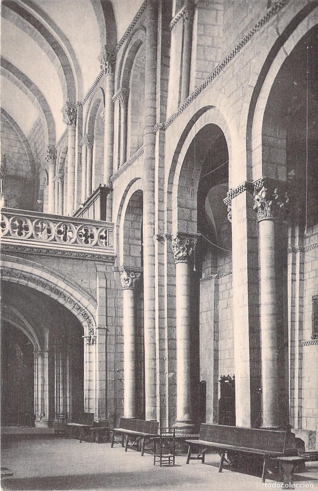 Postales: Postal de Le&oacute;n: Interior de la Colegiata de San Isidoro por L. Roisin