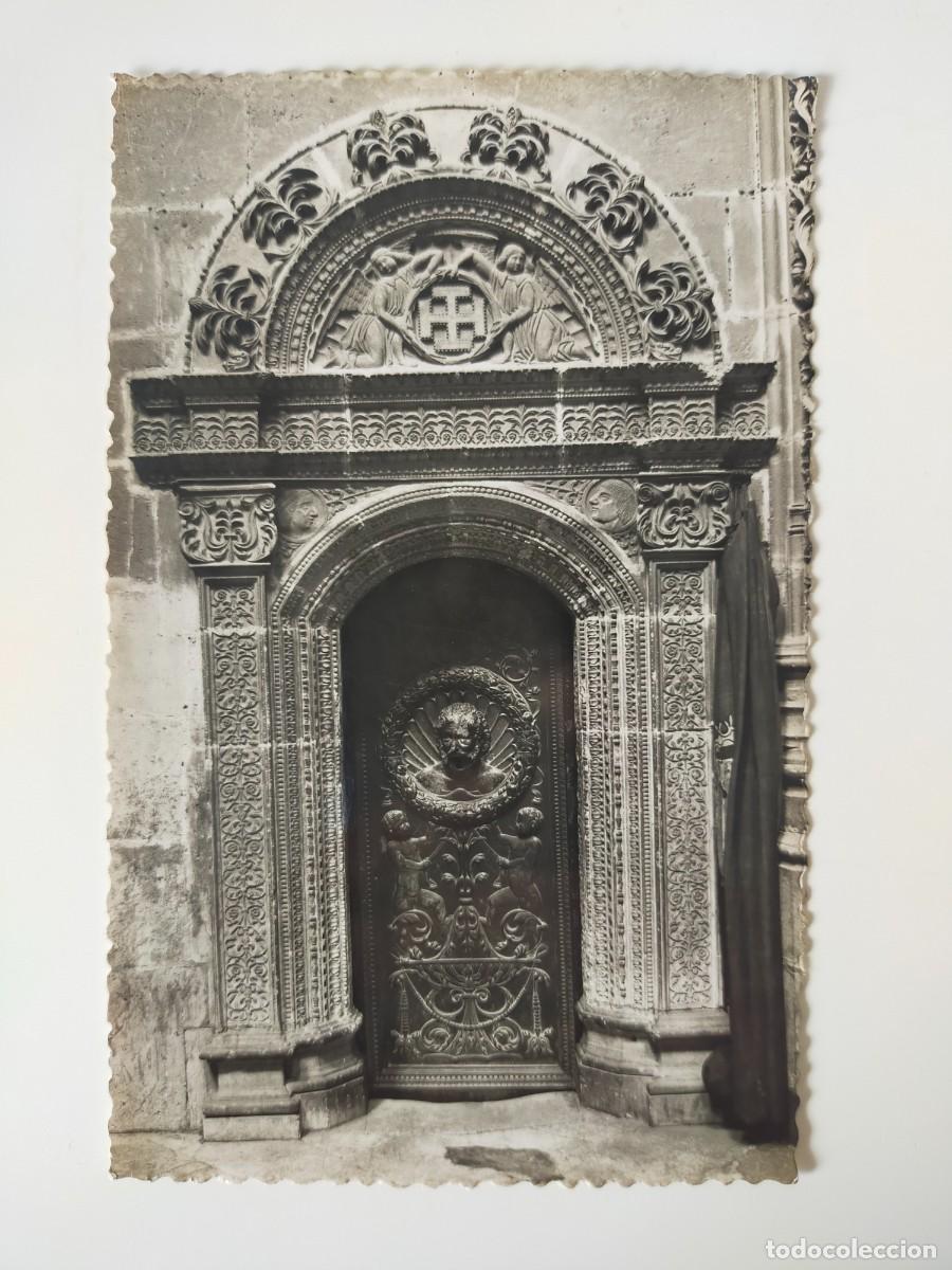 Postales: Tarjeta Postal BURGOS: Catedral. Capilla del Condestable. Puerta de la Sacristia - Edic. Garrabella