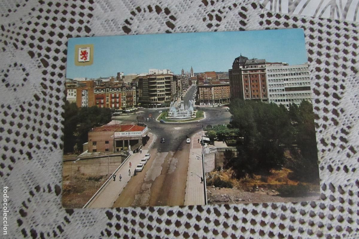 Postales: LEON PUENTE DE LA ESTACION , GLORIETA GUZMAN Y O&Ntilde;ORO II .- N&ordm; 50
