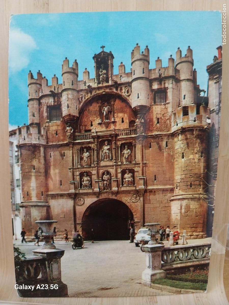 Postales: ARCO SANTA MARIA BURGOS ED BEASCOA ESPERON 5 * SC ORIGINAL ANIMADA COCHE CLASICO BICI