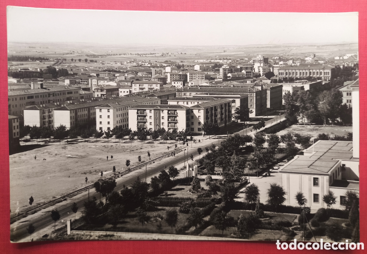 Postales: ZAMORA BARRIO VIVIENDAS PROTEGIDAS POSTAL FOTOGR&Aacute;FICA C. 1965