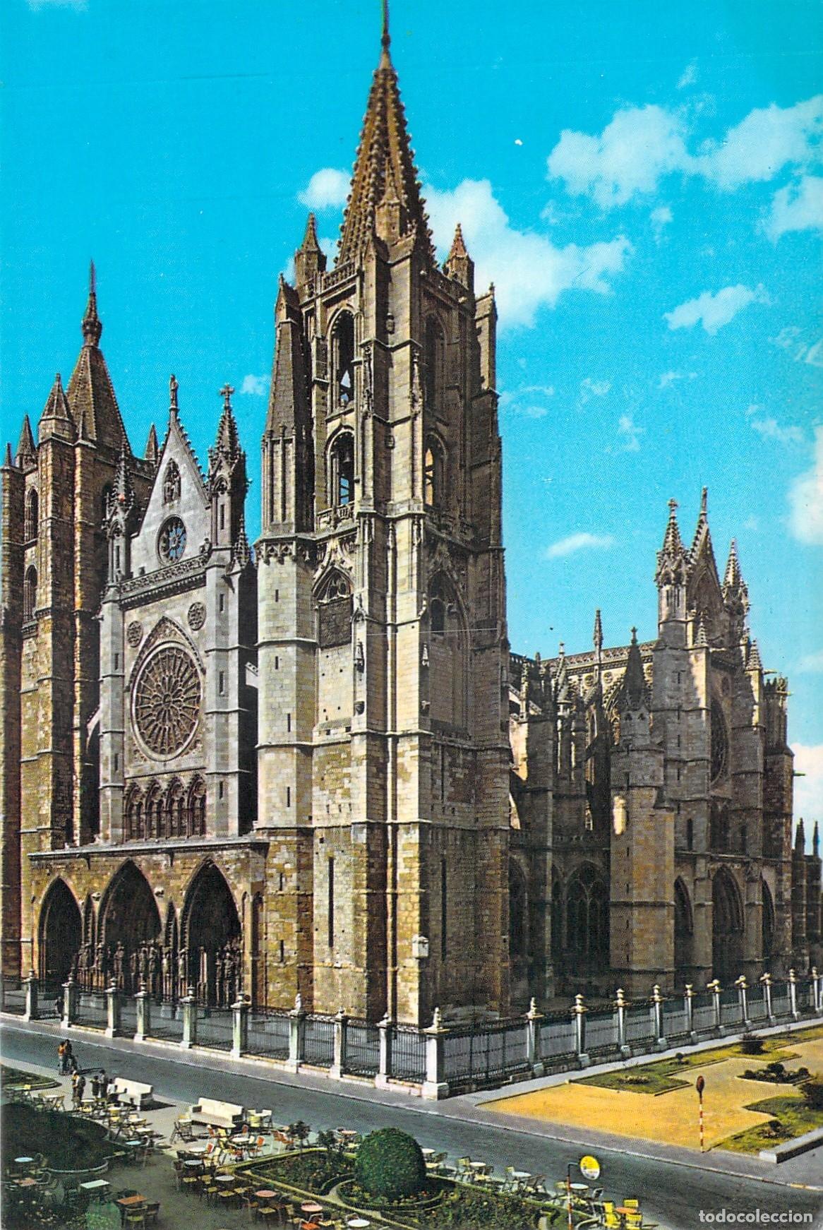 Postales: Postal Catedral de Le&oacute;n Fachada Principal Espa&ntilde;a