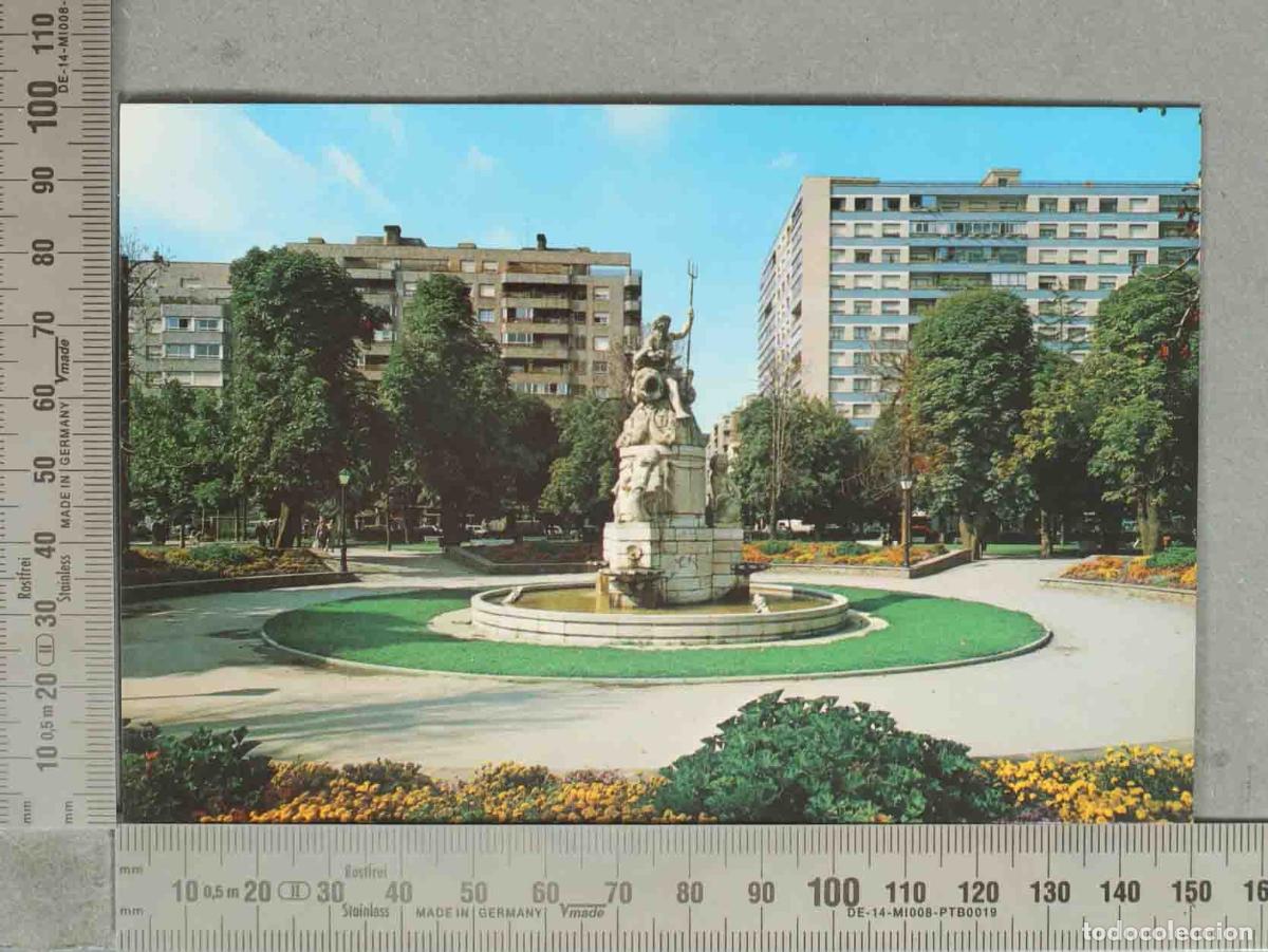 Postales: POSTAL. Le&oacute;n - Jard&iacute;n de San Francisco - Fuente de Neptuno