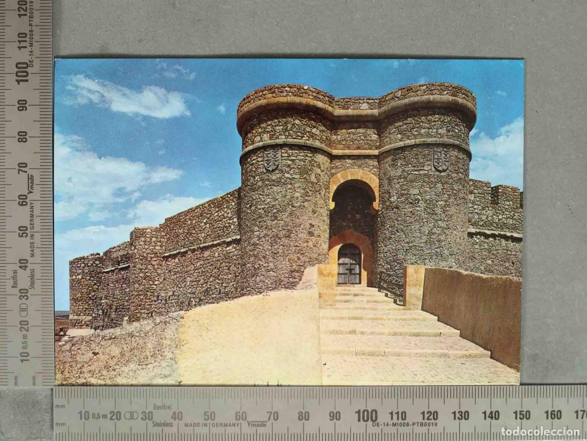 Postales: POSTAL. Castillo de Chinchilla de Montearag&oacute;n - Albacete