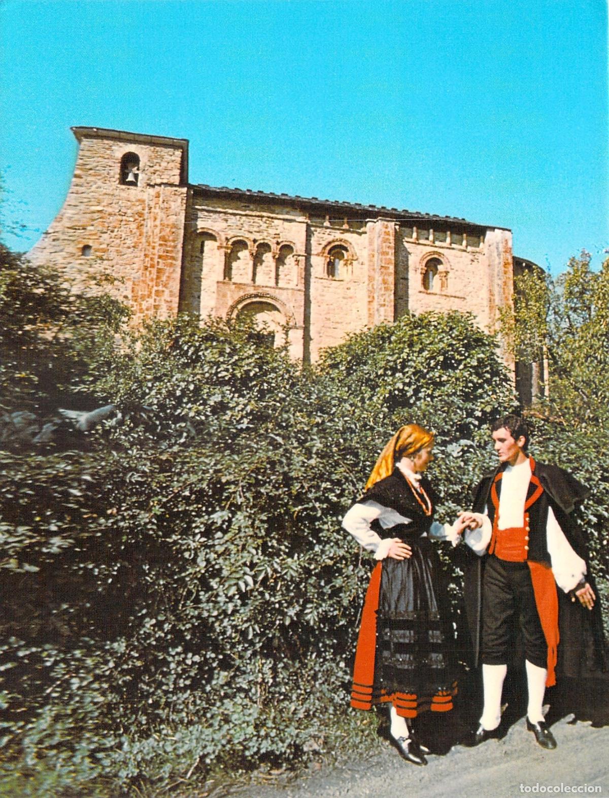 Postales: Postal Iglesia Rom&aacute;nica de Corull&oacute;n y Trajes T&iacute;picos del Bierzo