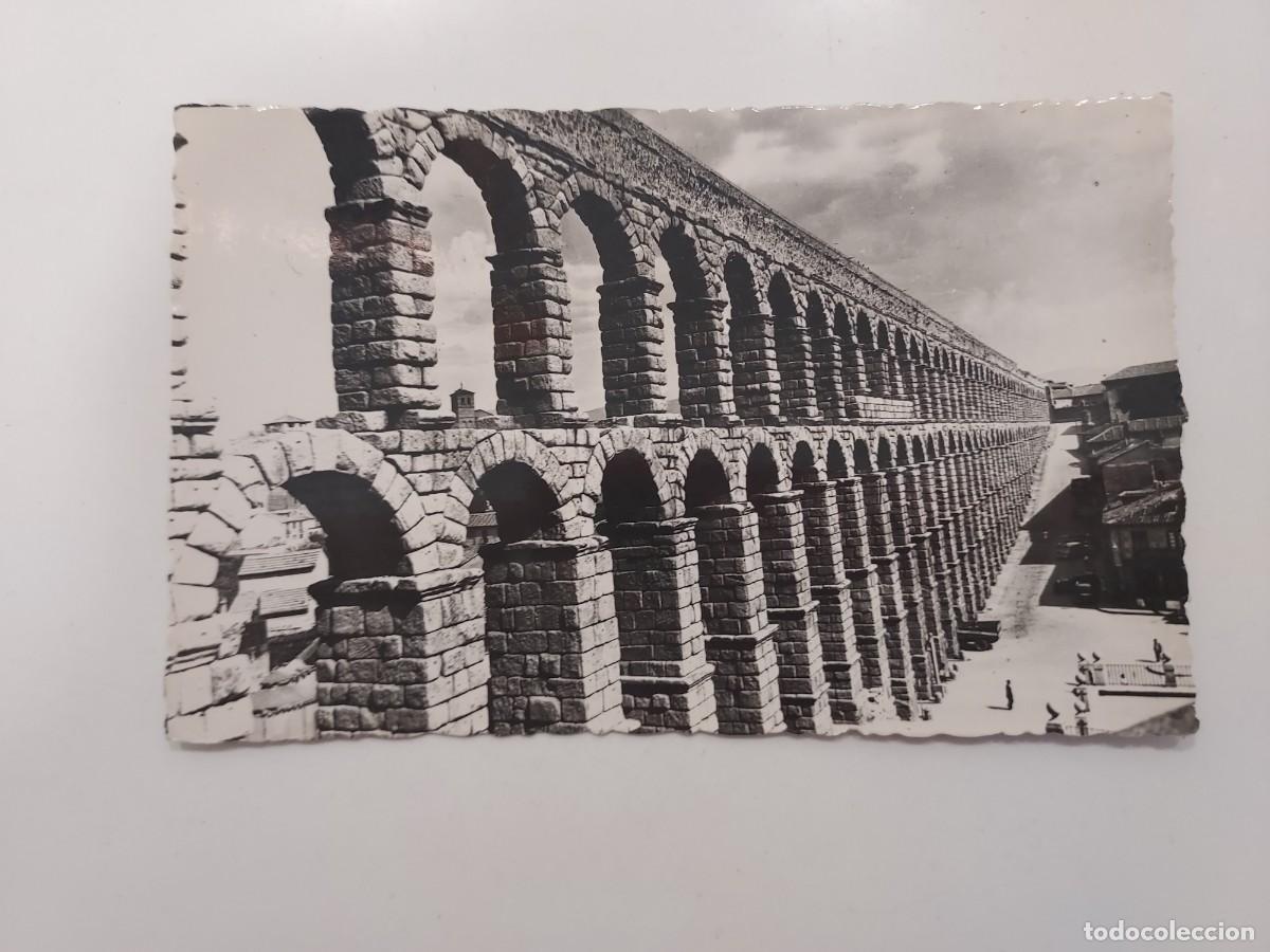 Postales: POSTAL SEGOVIA EL ACUEDUCTO. SIN CIRCULAR. DOMINGUEZ 6