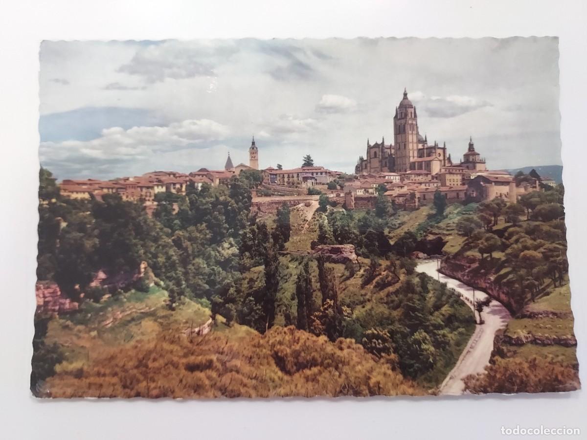 Postales: POSTAL SEGOVIA VISTA PARCIAL. CIRCULADA CA. 1957 SELLO FRANCO A&Ntilde;OS 40 50 CTS