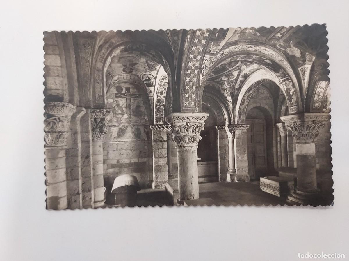 Postales: POSTAL LE&Oacute;N BASILICA DE SAN ISIDORO PANTEON DE LOS REYES. A&Ntilde;OS 1940 1950. SIN CIRCULAR. GARRABELLA