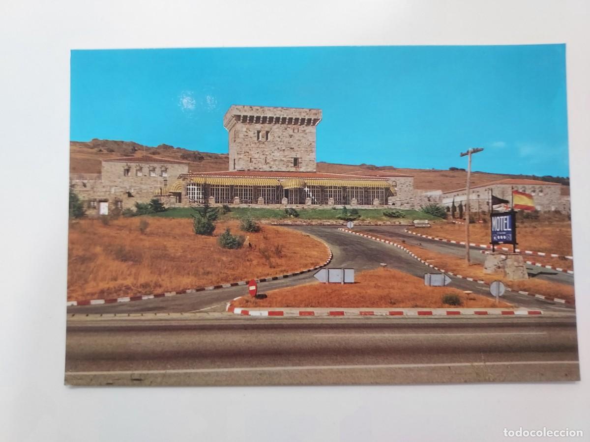 Postales: POSTAL ASTORGA MOTEL DE PRADORREY. 1980. SIN CIRCULAR. LE&Oacute;N