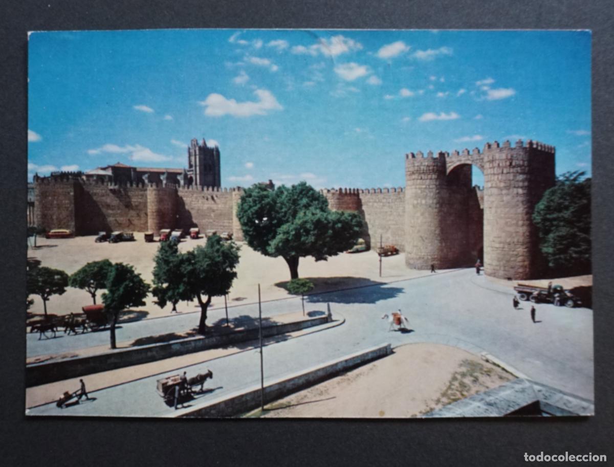 Postales: Avila, puerta de San Vicente, postal sin circular editada el a&ntilde;o 1960