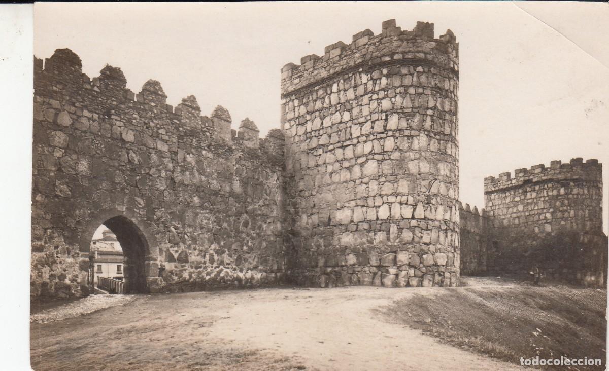Postales: POSTAL FOTOGR&Aacute;FICA ARCO DEL MARISCAL - MURALLA DE AVILA