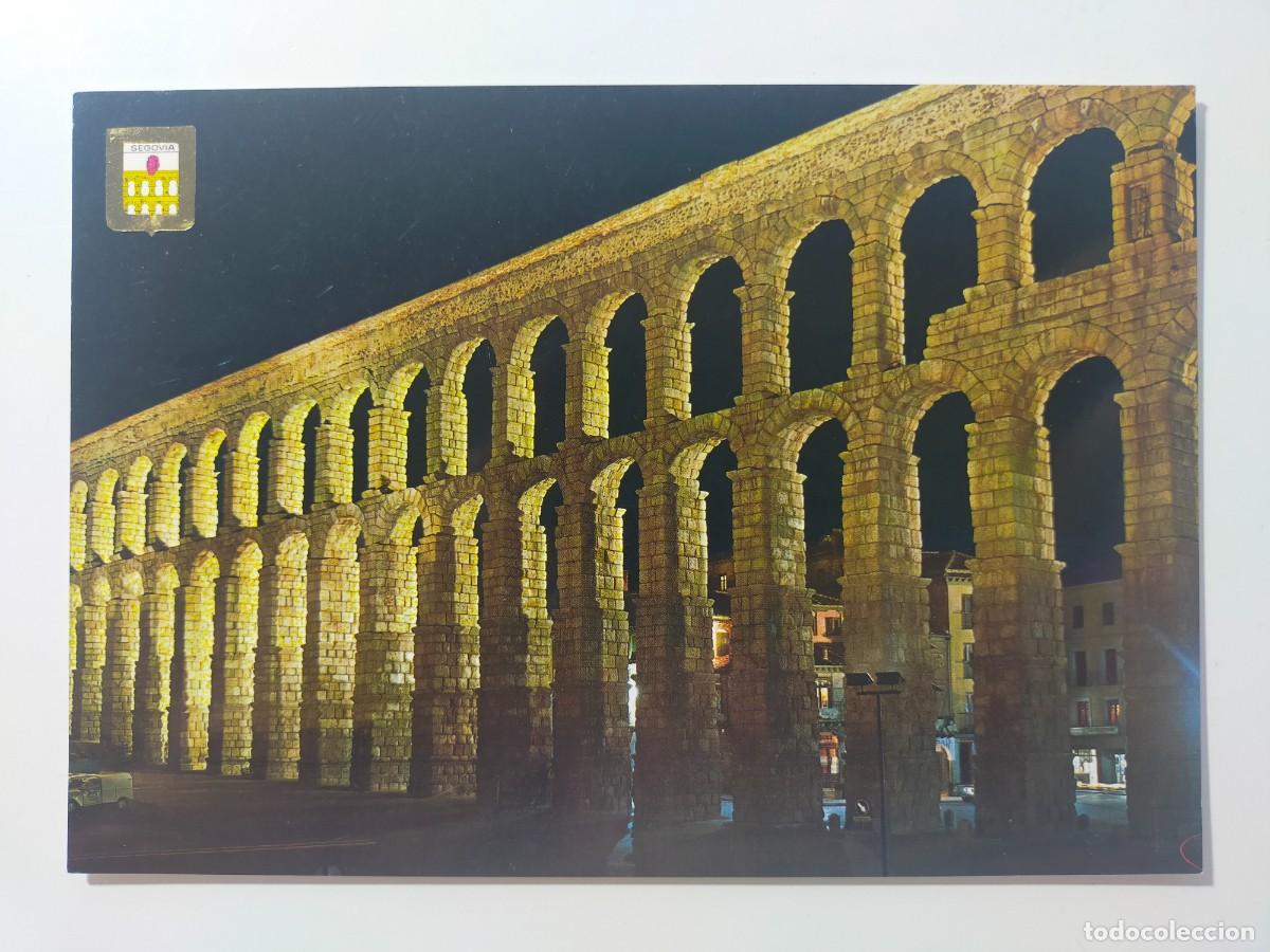 Postales: Postal SEGOVIA: Acueducto de noche - Edic. Dom&iacute;nguez - FISA. Escudo de Oro